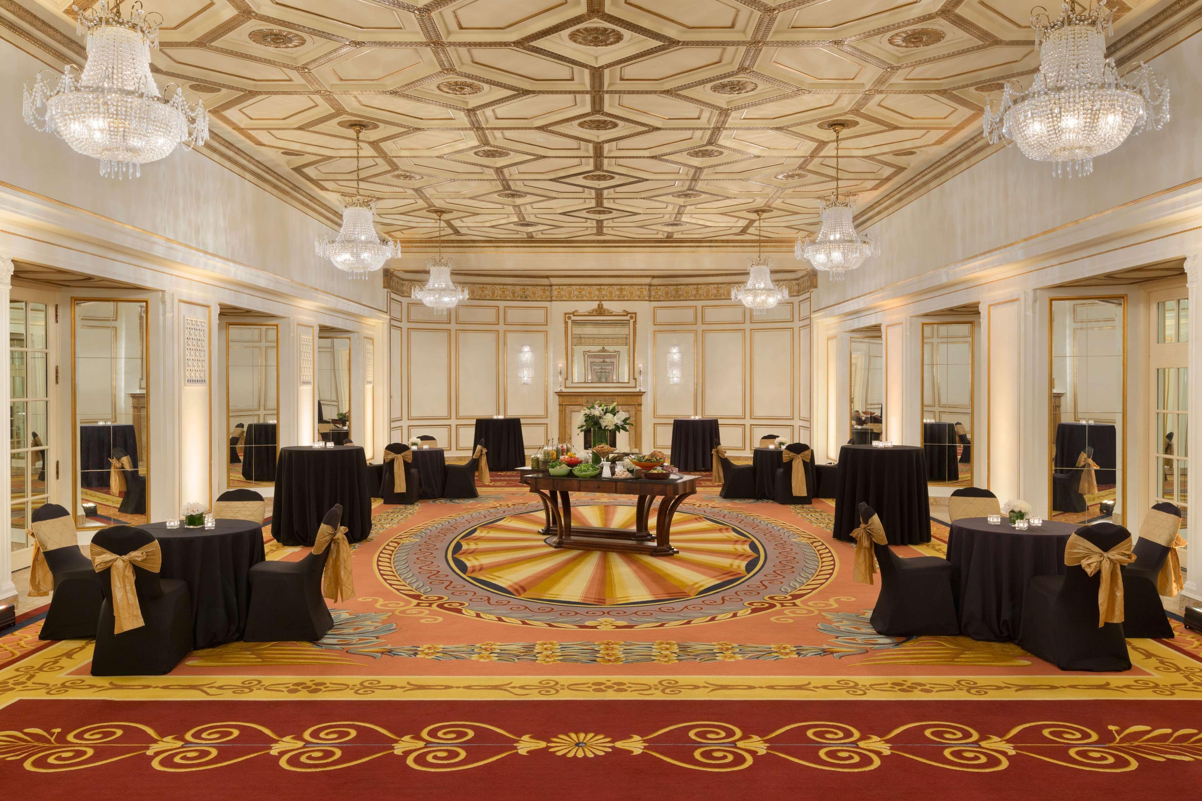 Fairmont Hotel Vancouver Exterior photo The ballroom