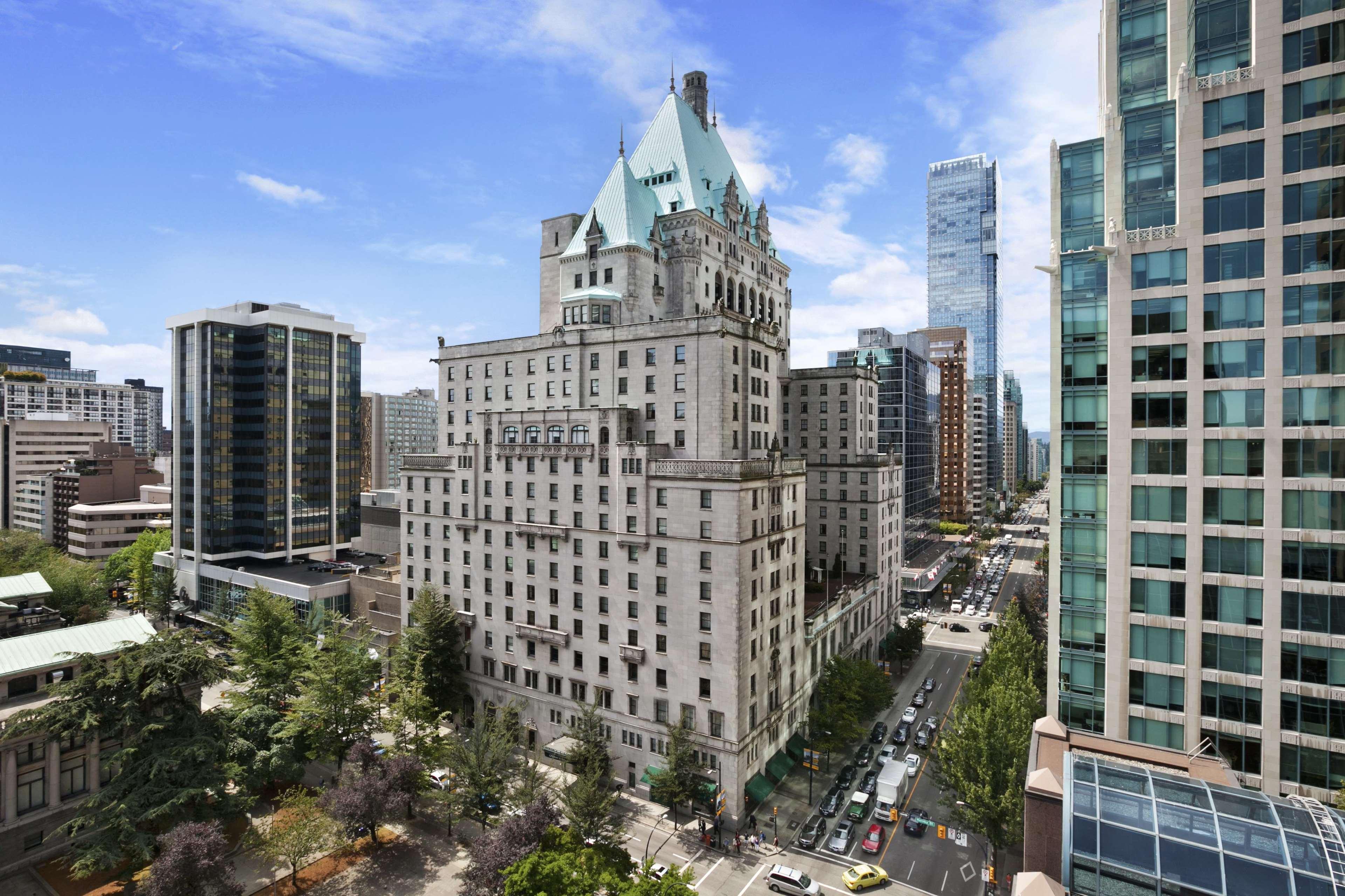 Fairmont Hotel Vancouver Exterior photo The Sutton, 2014