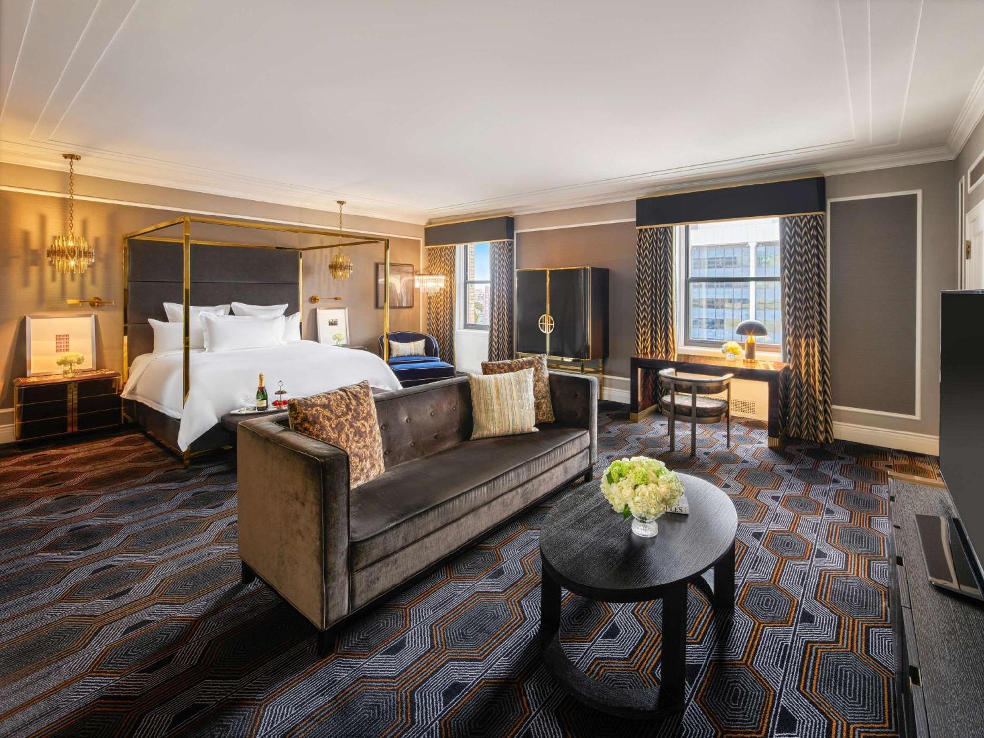 Fairmont Hotel Vancouver Exterior photo