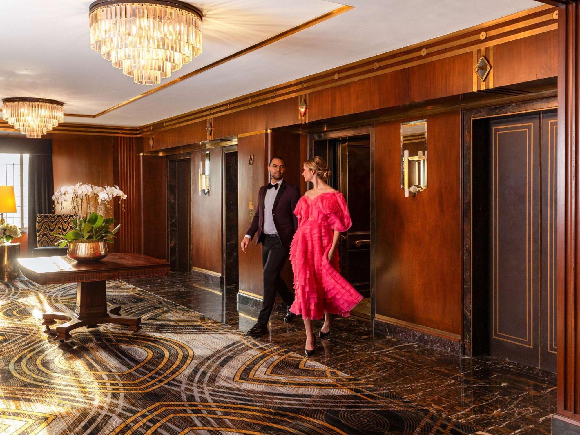 Fairmont Hotel Vancouver Exterior photo