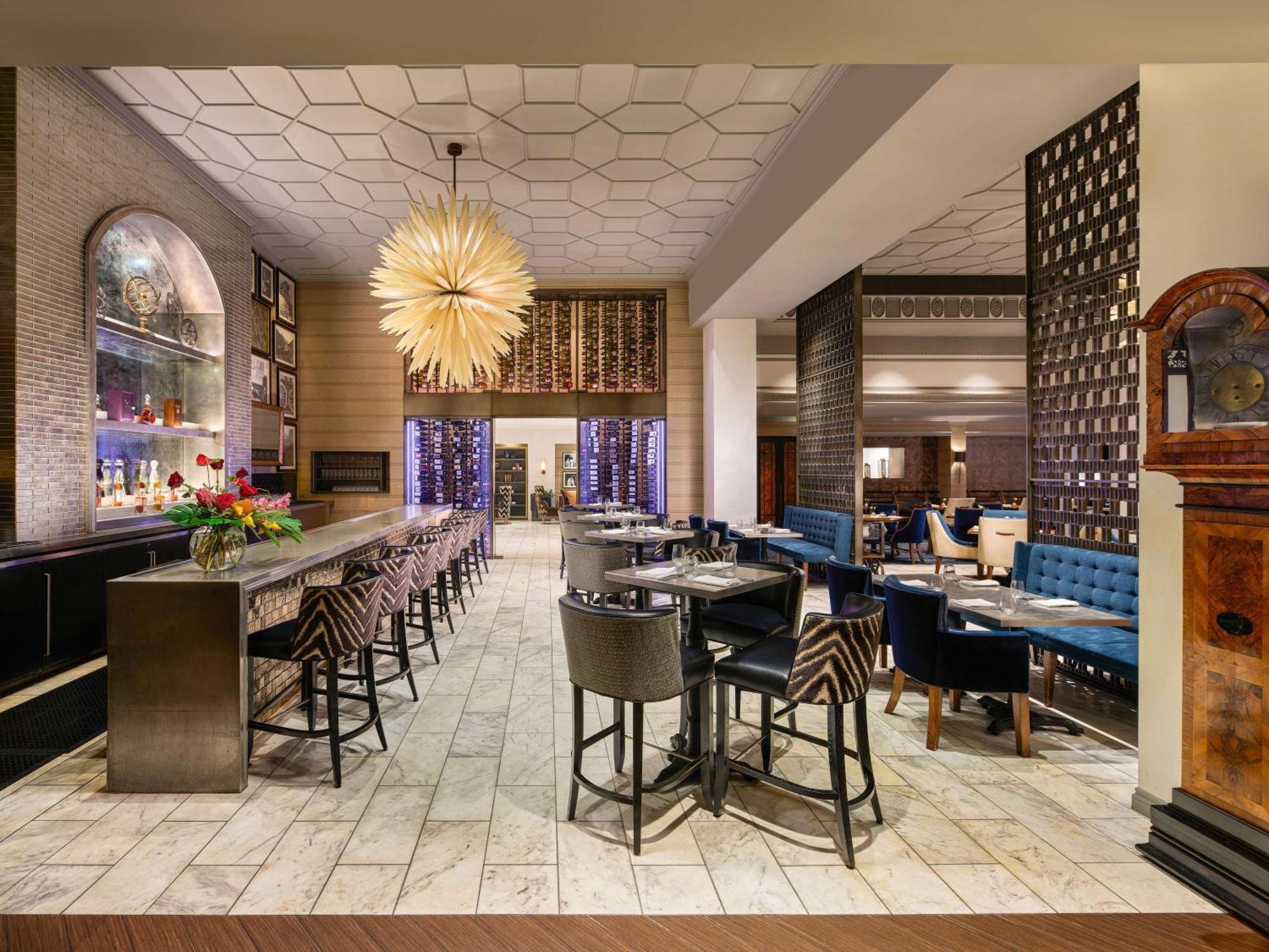 Fairmont Hotel Vancouver Exterior photo