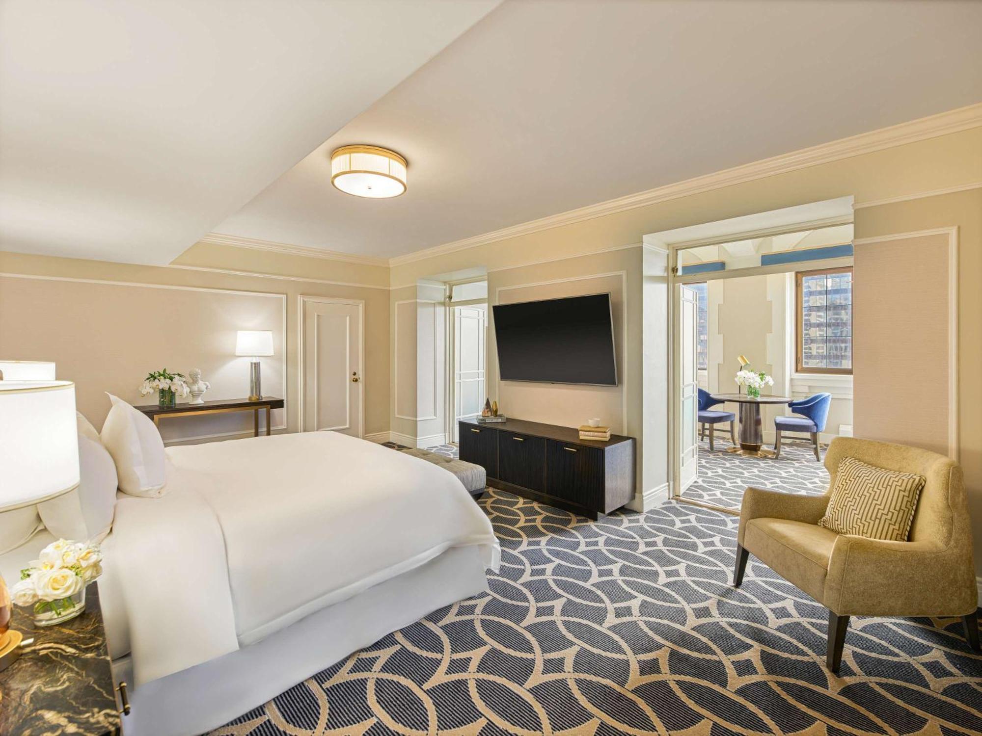 Fairmont Hotel Vancouver Exterior photo
